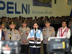 PELNI-Polri Lepas 237 Personel dan Bantuan Logistik Via KM Egon ke Sumatera