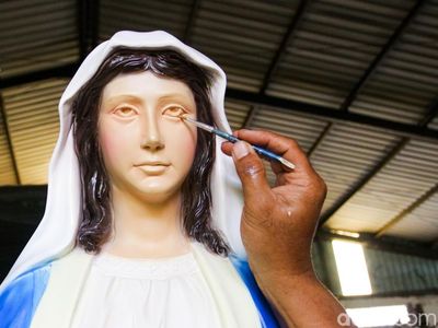 Pesanan Patung Rohani Meningkat Jelang Natal