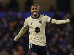 Raphinha Tak Masuk Tim Terbaik FIFA, Istrinya Mencak-mencak