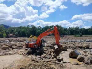 1 Dusun di Agam Masih Terisolir Dampak Longsor-Banjir Bandang