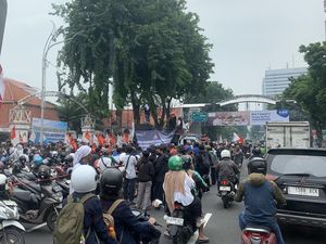 Ada Demo, Lalu Lintas di Sekitar Grahadi Surabaya Macet