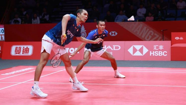 Jadwal BWF World Tour Finals 2025 Hari Ini: Perebutan Tiket Semifinal Dimulai!