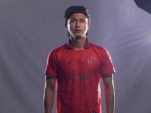 Inilah Jersey Ketiga Arema FC yang Baru Saja Diluncurkan