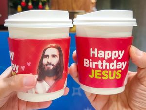 Daftar Nasi Kapau Enak di Jakarta hingga Kafe Ultah Yesus ala K-Pop