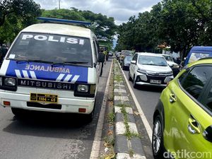 Pria di Bandung Kritis Usai Kepalanya Terlindas Truk Tangki