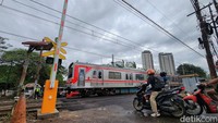 Pembangunan Palang Perlintasan Kereta Api