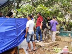 Pria Batang Diduga Tewas Diracun, 2 Orang Diamankan