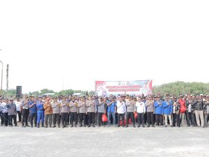 Gandeng Nelayan, Polres Lamongan Perkuat Deteksi Dini Keamanan Laut