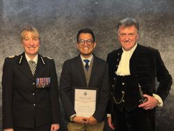 Kisah Mahasiswa Indonesia Gagalkan Penculikan di Inggris, Dapat Penghargaan dari Kepolisian