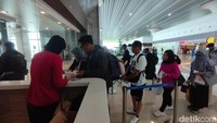 Jelang Libur Nataru, YIA-Stasiun Bandara Dipadati Penumpang