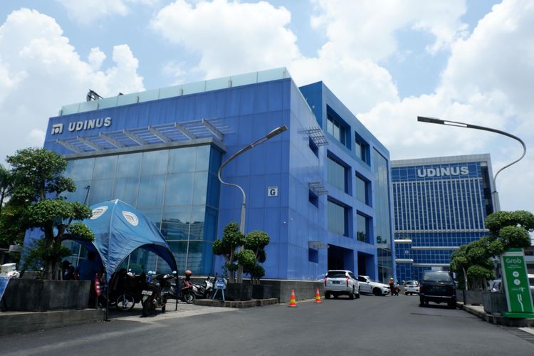 Siapa Juaranya? Universitas Swasta Terbaik Indonesia Menurut UNIRANKS 2025