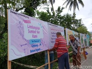 Warga Pasang Spanduk Tolak Tambang Buntut Longsor Bukit Kapur di Banyumas