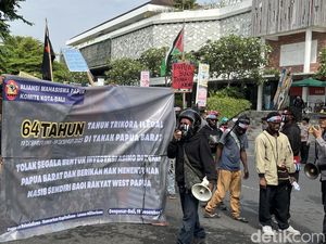 Aliansi Mahasiswa Papua Bali Gelar Aksi di Bundaran Renon