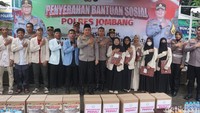 Polres Jombang Bantu Mahasiswa Sumatera-Aceh yang Kuliah di Kota Santri