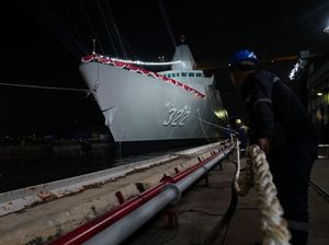 Indonesia Punya Kapal Frigate Baru! KRI Balaputradewa-322 Meluncur dari Surabaya