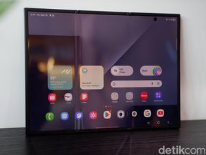 Engsel Galaxy Z TriFold Diuji Buka Tutup, Sekuat Apa?