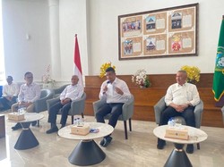 Gubsu Bobby Bantah Walkot Rico Waas Soal Bantuan UEA