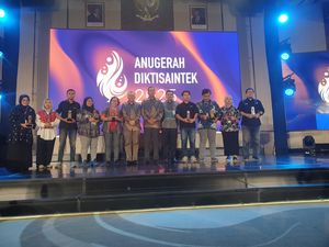 Jurnalis detikEdu Raih Penghargaan Anugerah Diktisaintek 2025, Ini Nama Pemenangnya