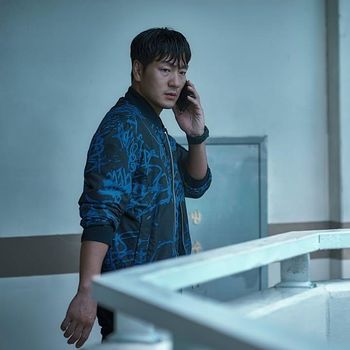 The Great Flood
Park Hae-soo as Son Hee-jo in The Great Flood
Cr. Jeong Kyung-hwa/Netflix &copy; 2025