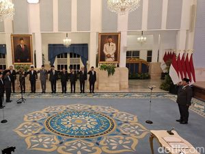 Prabowo Lantik 7 Anggota Komisi Yudisial Periode 2025-2030, Ini Daftarnya