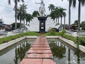Monumen Sisingamangaraja XII Medan Tak Terawat, Begini Penampakannya
