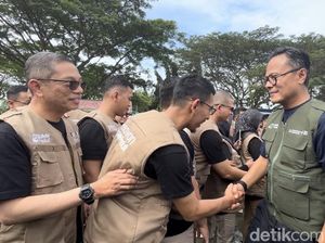 Danantara-BUMN Lepas Ribuan Relawan-Ratusan Truk Bantuan ke Aceh