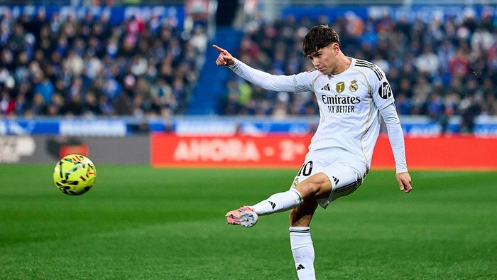 Xabi Minta Maaf ke Pemain Muda Madrid