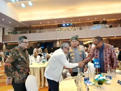 Wakil Ketua Dewan Komisioner LPS Hadiri detikcom Regional Summit Riau
