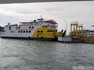 Posko Nataru Pantau 13 Kapal di Pelabuhan Labuan Bajo Pakai Drone