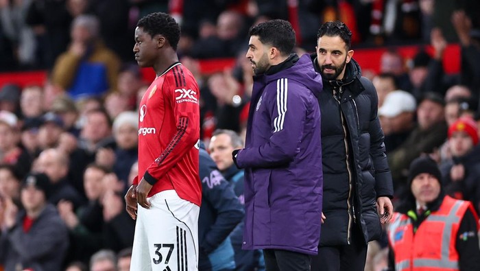 Amorim Sentil Legenda MU yang Minta Kobbie Mainoo Cabut dari MU
