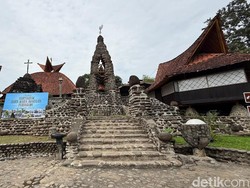 Gua Maria Puhsarang, Destinasi Rohani Bersejarah di Lereng Bukit Kediri