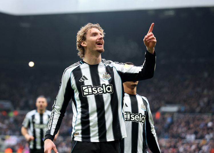 Newcastle Unggul Dua Gol Tanpa Balas atas Chelsea di Jeda Paruh Waktu