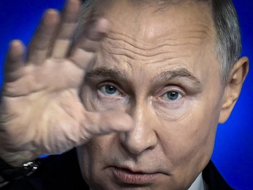 Rusia Kirim Ratusan Drone-Rudal, Ukraina: Putin Penjahat Perang!