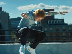 Ed Sheeran Ternyata Fans KATSEYE, Sampai Nyamperin Demi Bikinin Lagu Animal
