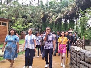 Wamenpar Cek Wisata di Bogor Jelang Libur Natal, Soroti Jalur Evakuasi