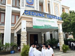 Serukan Keutuhan, Mustasyar-Sesepuh NU Musyawarah Kubro di Lirboyo