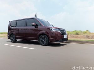Review Honda Step WGN e:HEV: Nyaman, Efisien, dan Masuk Akal!