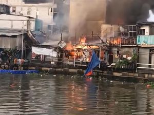14 Rumah Terbakar di Kapuk Muara Jakut, Kerugian Ditaksir Rp 900 Juta