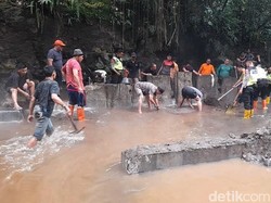 Rusak Disapu Banjir Bandang, Dispar Jateng Upayakan Wisata Guci Buka Sebagian