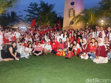 Meriah! Potret Ratusan Bunda dan Anak Nyanyi Bareng Rayakan Hari Ibu