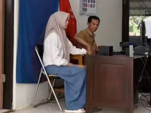 Viral Petugas Kecamatan di Probolinggo Kasar ke Warga Saat Bikin KTP