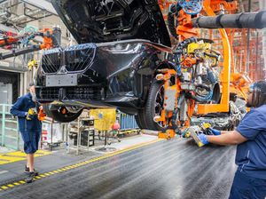 Tekanan dari China Bikin Uni Eropa Tak Lagi Keras ke Mobil BBM