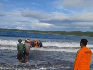Bocah 7 Tahun di Lampung Hanyut Terbawa Ombak Saat Bermain di Pantai