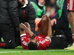 Duh, Alexander Isak Patah Kaki?