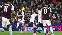 Aston Villa Vs MU 1-1 di Babak Pertama