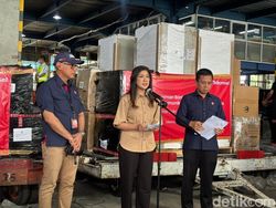 Kebut Pemulihan Internet Aceh, Komdigi-Telkomsel Kirim 100 Genset & 500 HP