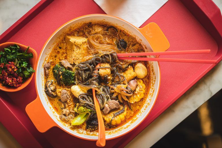 Duh! Pria Ini Tuntut Tunangannya Gegara Kebanyakan Makan