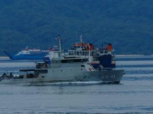 Libur Nataru, TNI AL Kerahkan KAL Sembulungan Amankan Selat Bali