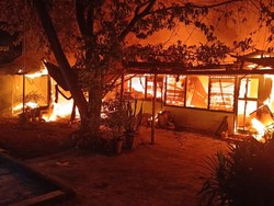 7 Rumah di Asrama TNI Manado Hangus Terbakar