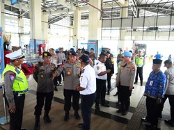 Operasi Lilin Jaya 2025, Brimob Polda Metro Tinjau Gereja-Pos Pantau